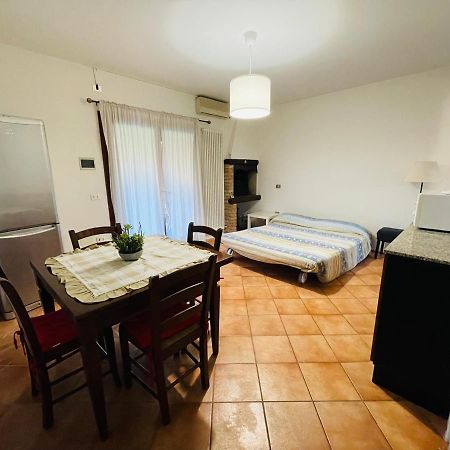 Appartamento Borgo del Nibbio Porto Levante Esterno foto