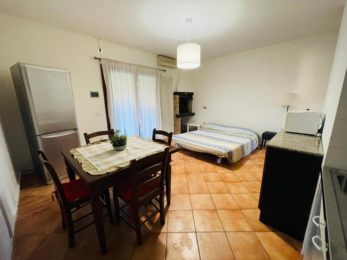 Appartamento Borgo del Nibbio Porto Levante Esterno foto